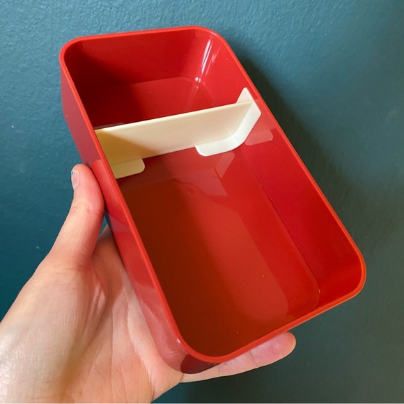 Cute Bon Appetit Hawaiian Shark and Chick Print Double Layer Lunch Box - Picture 5 of 6